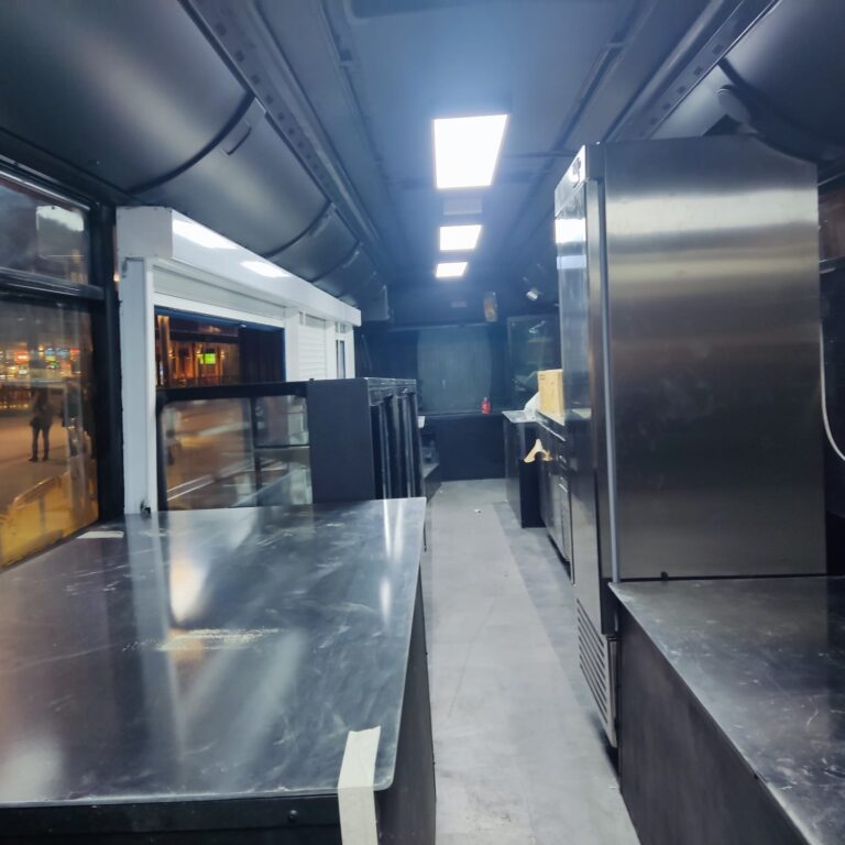 WhatsApp Image 2023-10-30 at 08.39